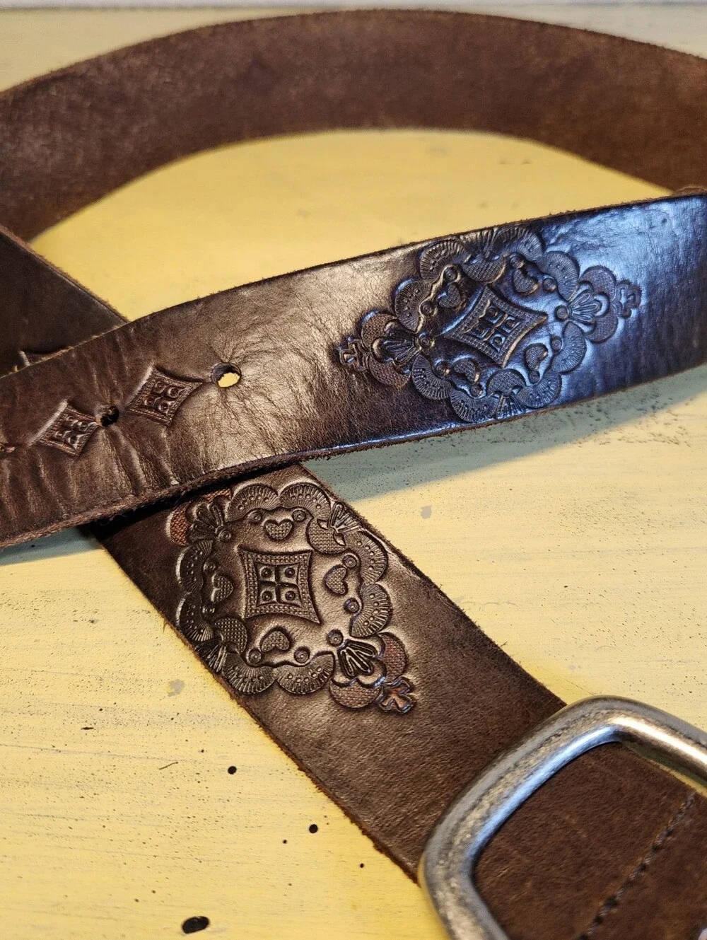 Aeropostale Vintage Tooled Brown Leather Belt, Size Small